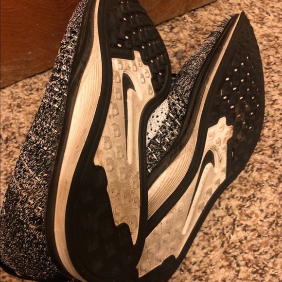 Nike Flyknit Racer - Picture 3 of 3